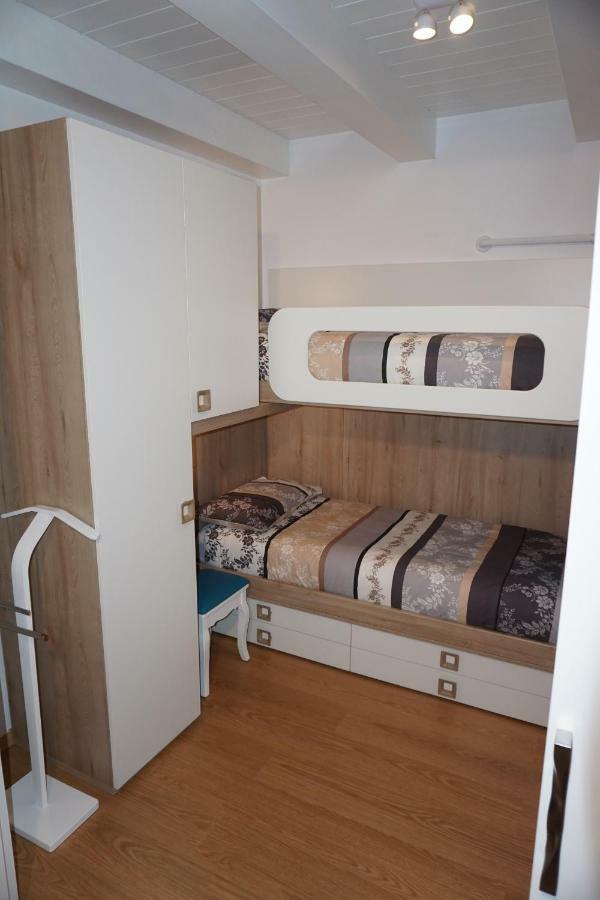Casa Vacanze Torre Dei Gualtieri Villa San Benedetto del Tronto Exteriör bild