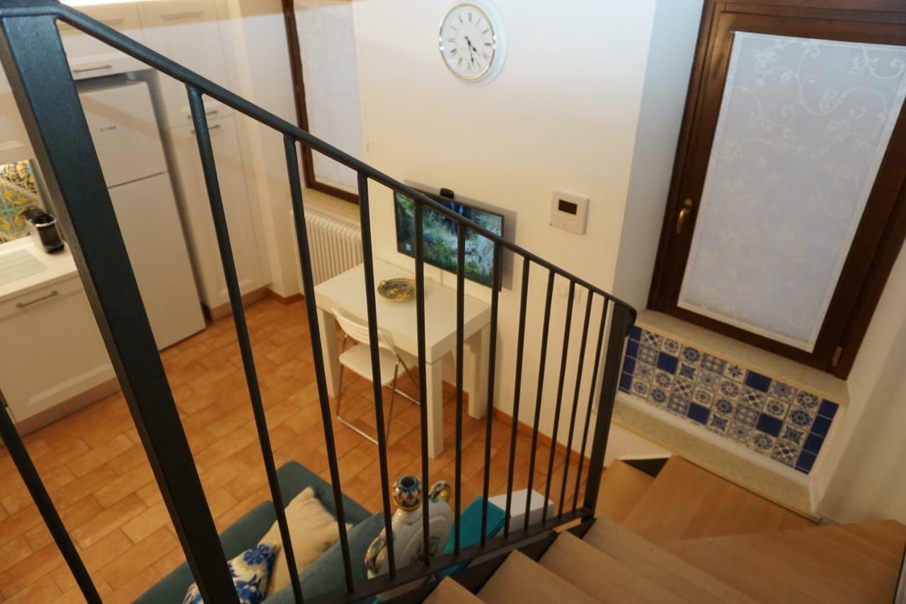 Casa Vacanze Torre Dei Gualtieri Villa San Benedetto del Tronto Exteriör bild